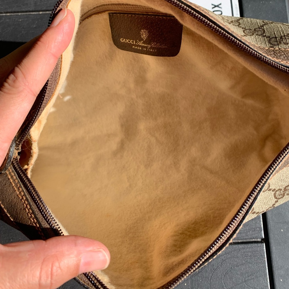 🔥GUCCI 80s 2-Way Crossbody - Picture 10 of 13